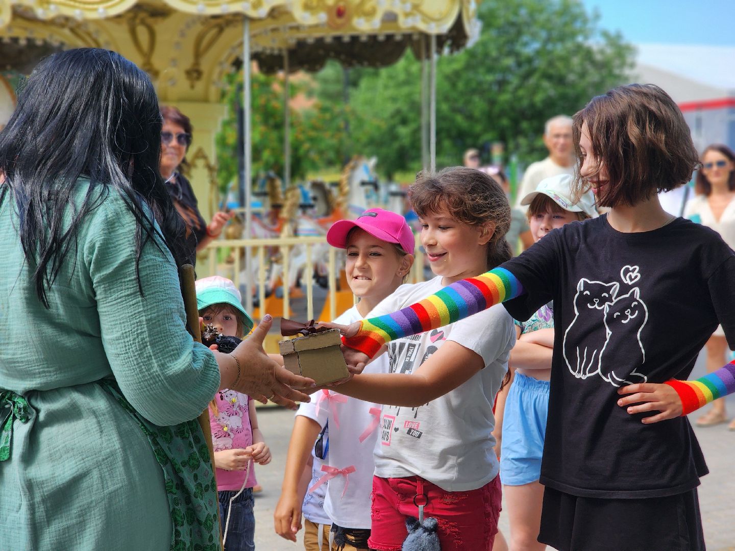 дубна, парк семейного отдыха, баба яга,детский праздник, катание верхом, пони, лошади,