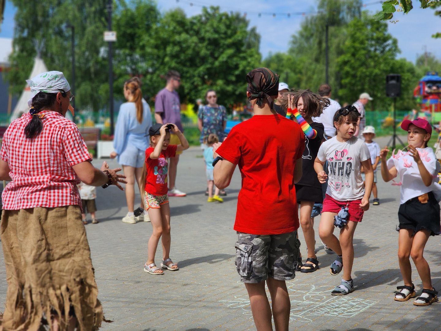 дубна, парк семейного отдыха, баба яга,детский праздник, катание верхом, пони, лошади,