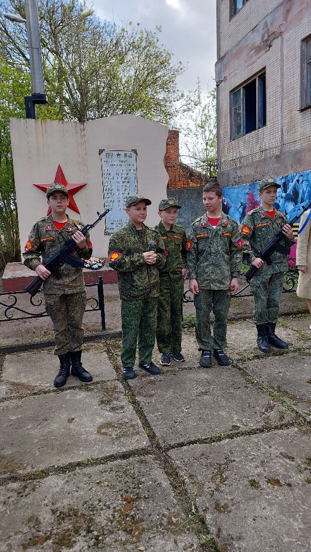день победы, серпухов, встреча поколений, ветераны, молодежь, памятник, вов,
