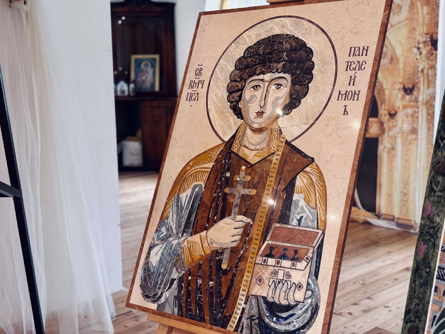 раменское, гжель, иконы, иконы из камня, православие, фестиваль, православный фестиваль, ромашковое поле, покровский храм ,