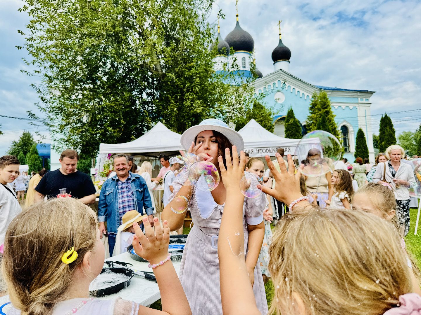 раменское, гжель, иконы, иконы из камня, православие, фестиваль, православный фестиваль, ромашковое поле, покровский храм ,