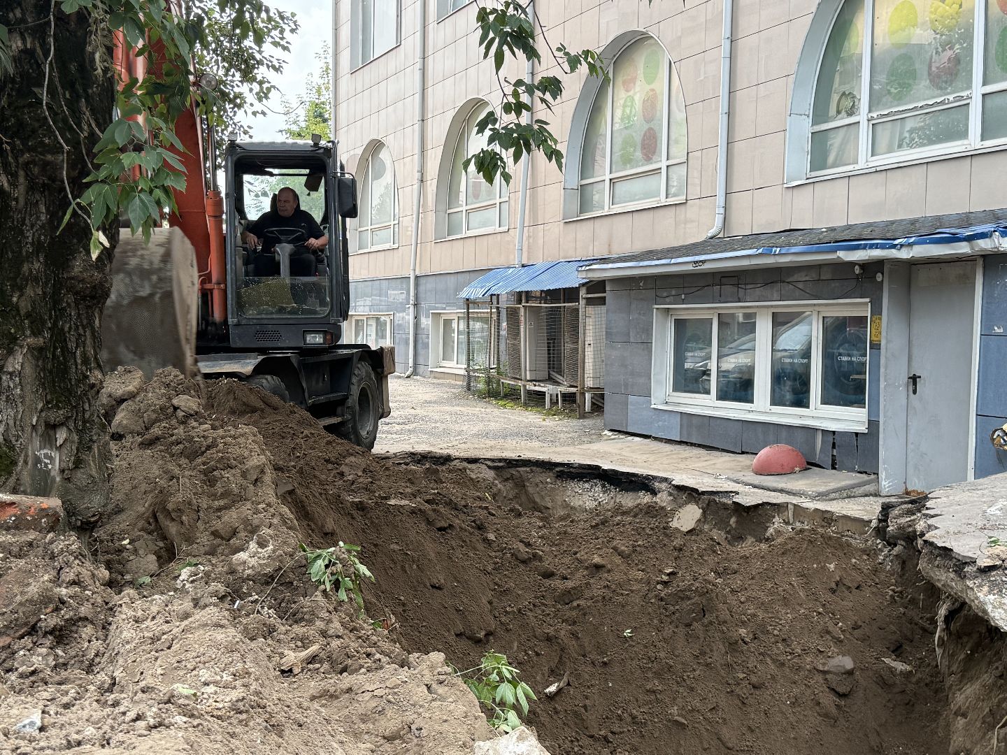 Люберцы, Прорыв трубы , Комунальщики, устранение аварии,