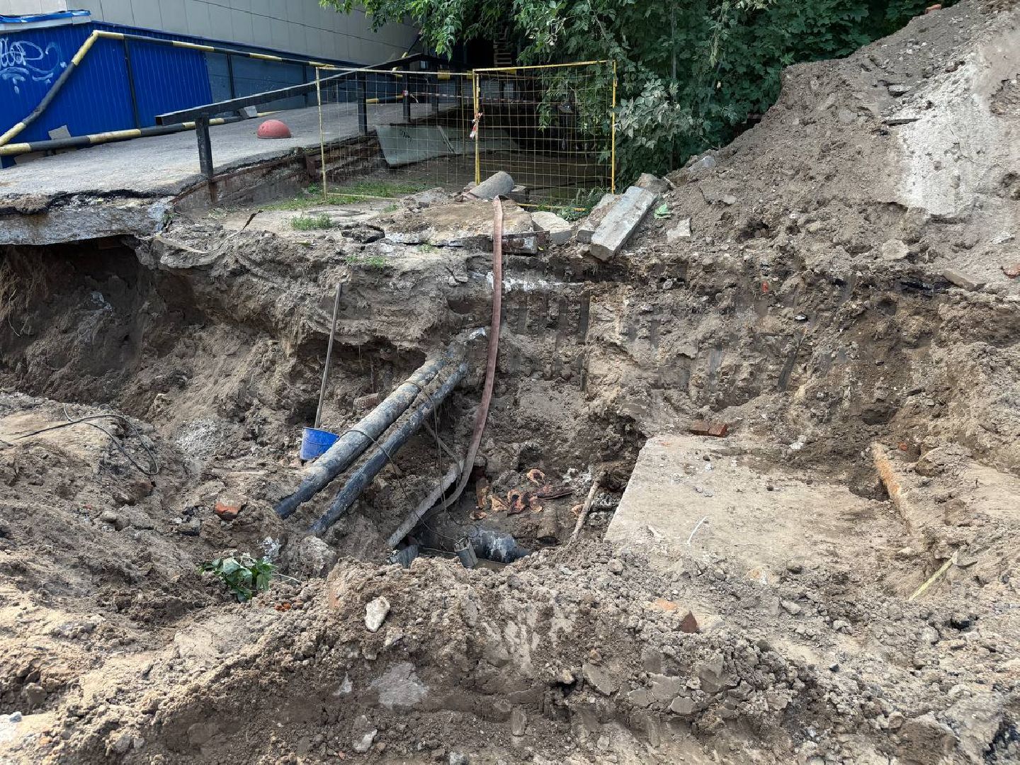 Люберцы, Прорыв трубы , Комунальщики, устранение аварии,