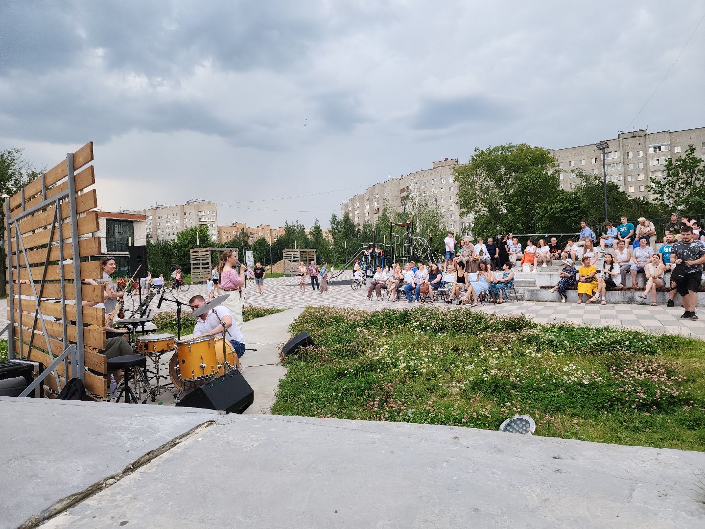 Черноголовка, Музыка на воздухе, Поп-музыка,