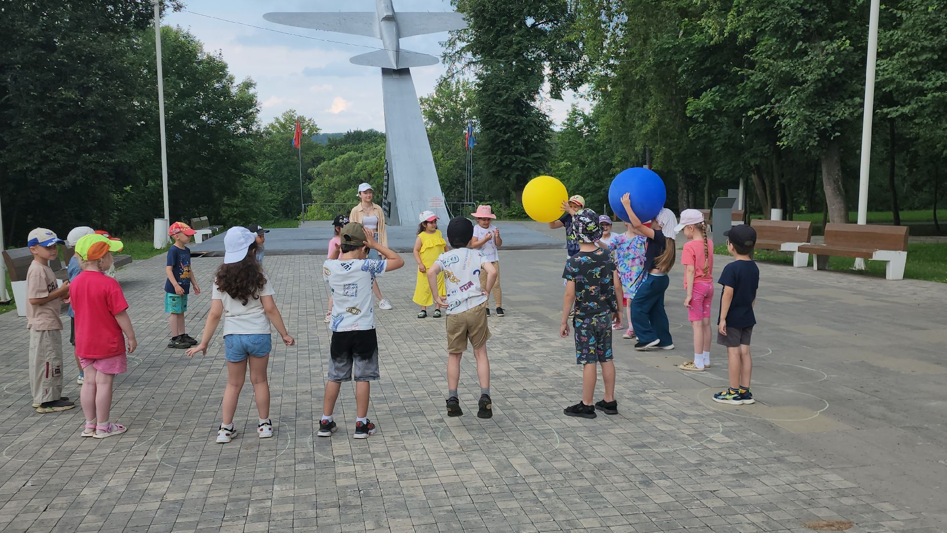 Истра, Парк, Дети, игры на свежем воздухе,