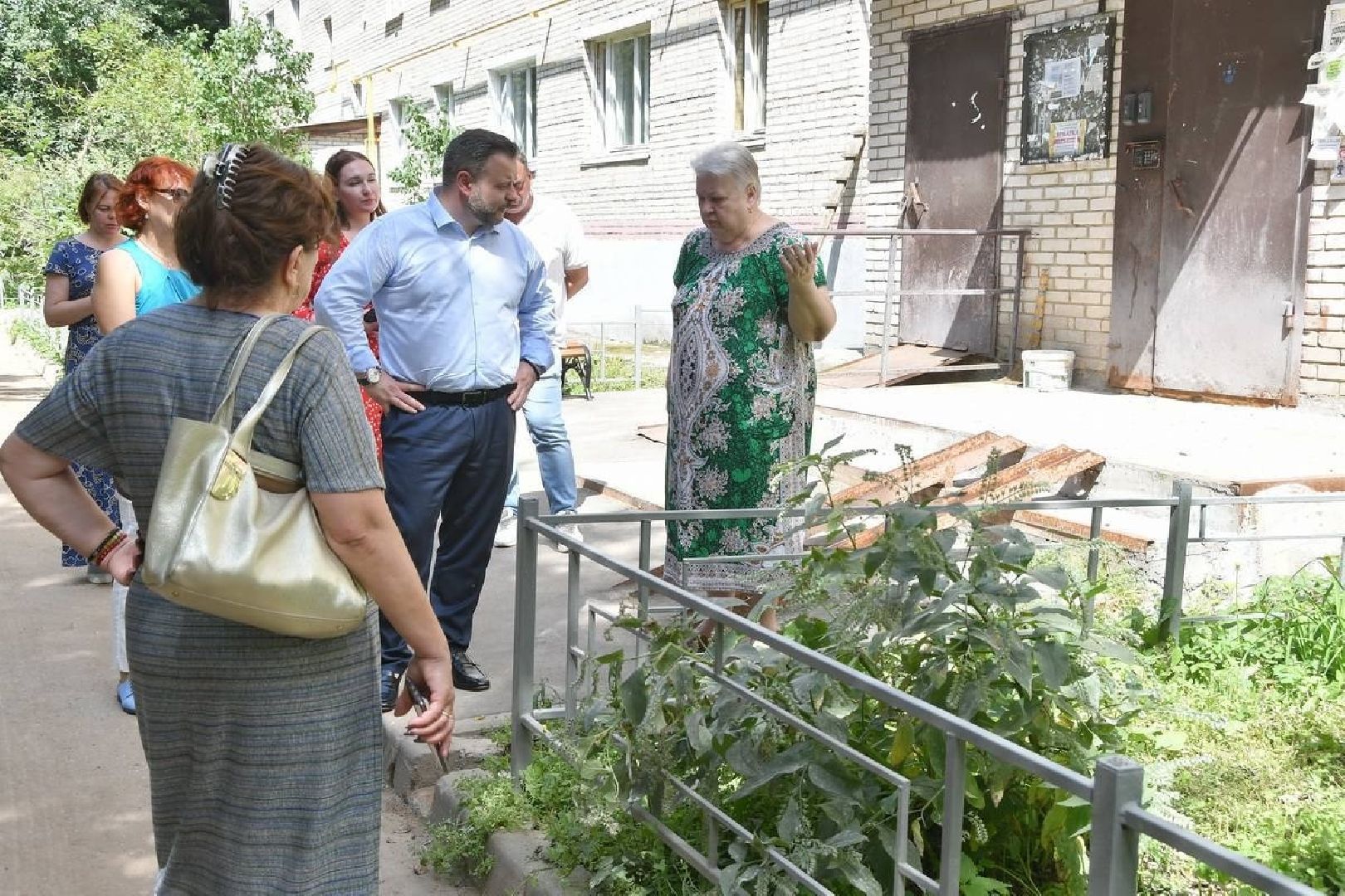 ремонт МКД, ремонт подъезда, власиха цветной бульвар, цветной бульвар 8, обход территории, обращения жителей,