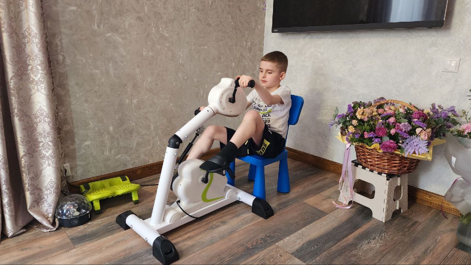 солнечногорск , витя ивко , миодистрофия дюшенна,  благотворительность , дубаи ,