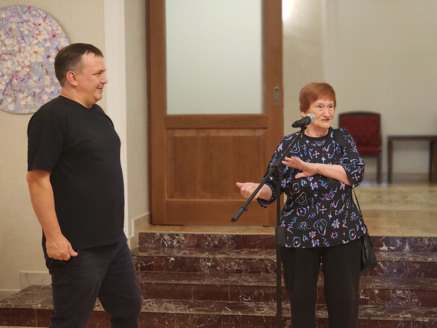 дубна, дк мир, выставка живописи, влад кравчук,