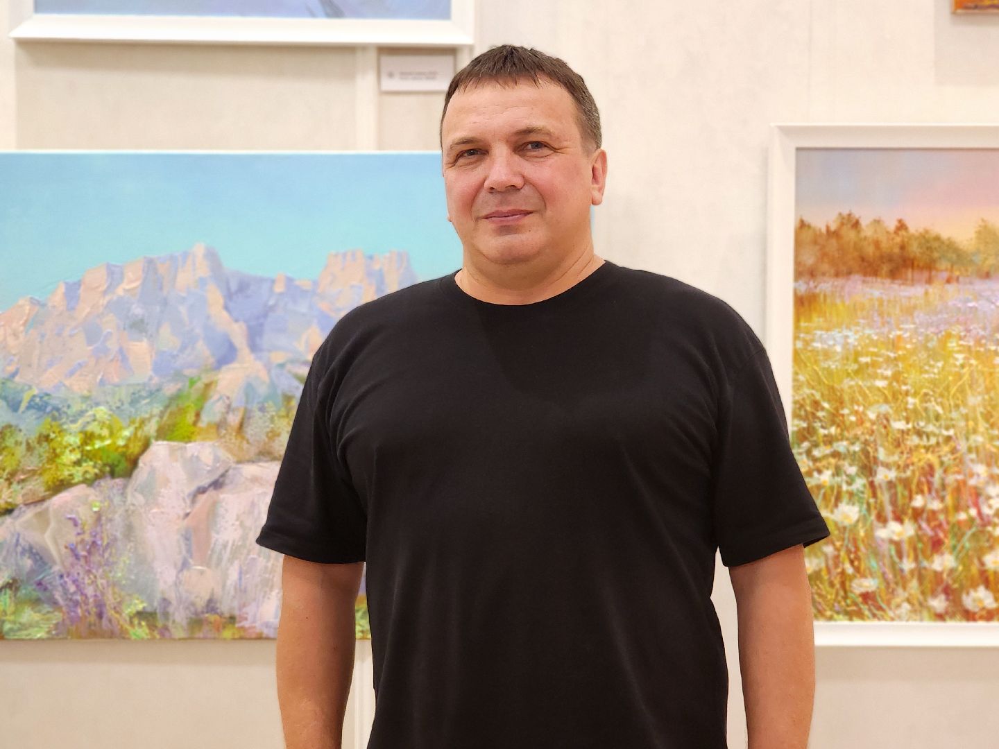 дубна, дк мир, выставка живописи, влад кравчук,