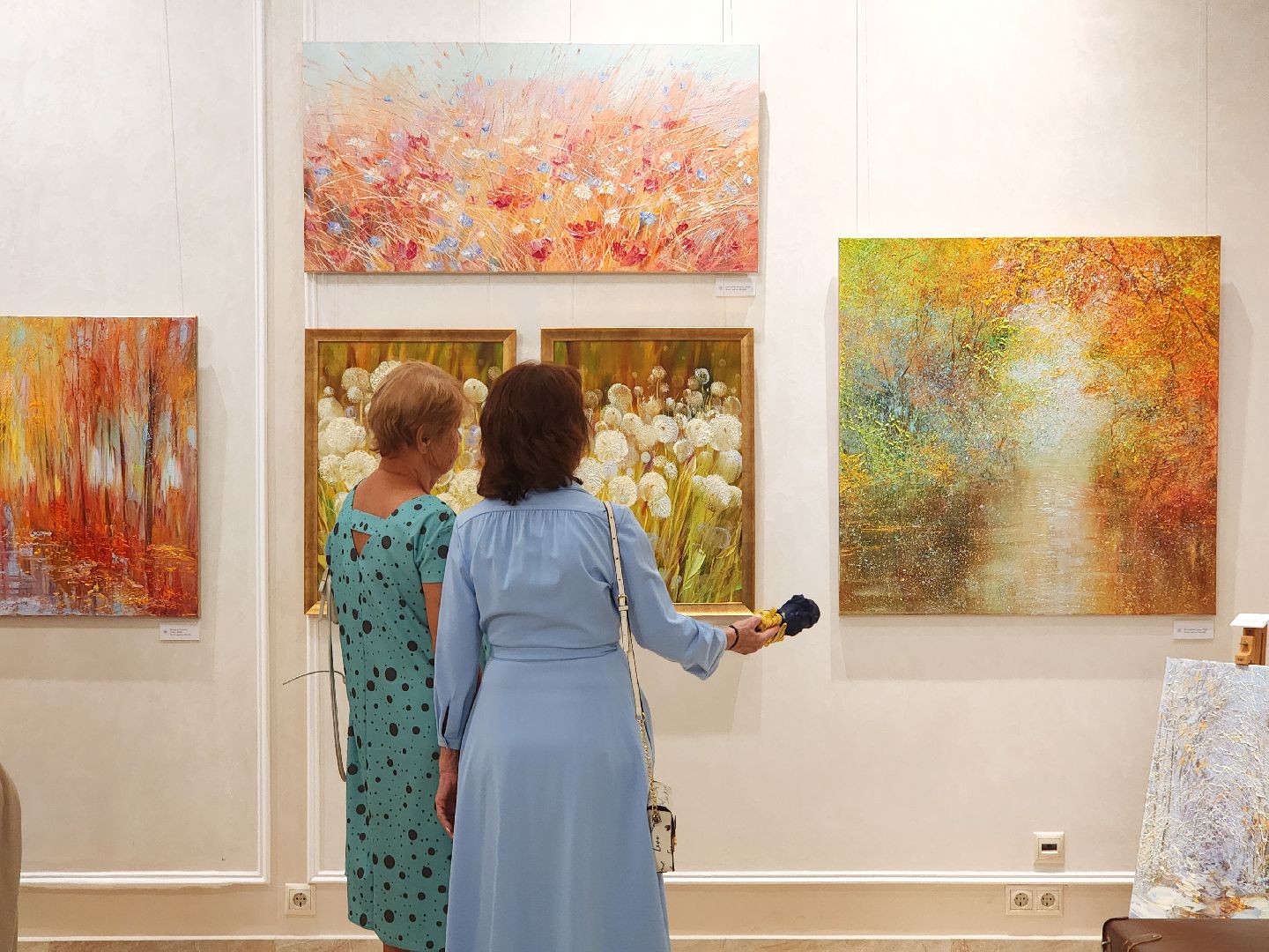 дубна, дк мир, выставка живописи, влад кравчук,