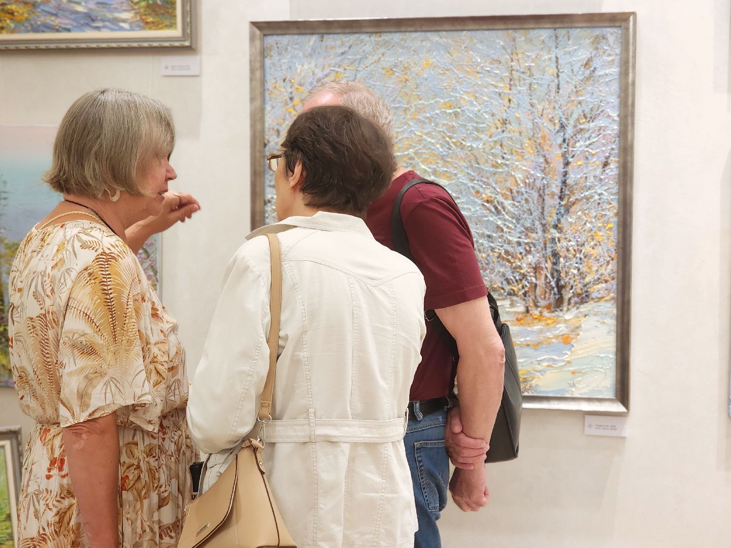 дубна, дк мир, выставка живописи, влад кравчук,