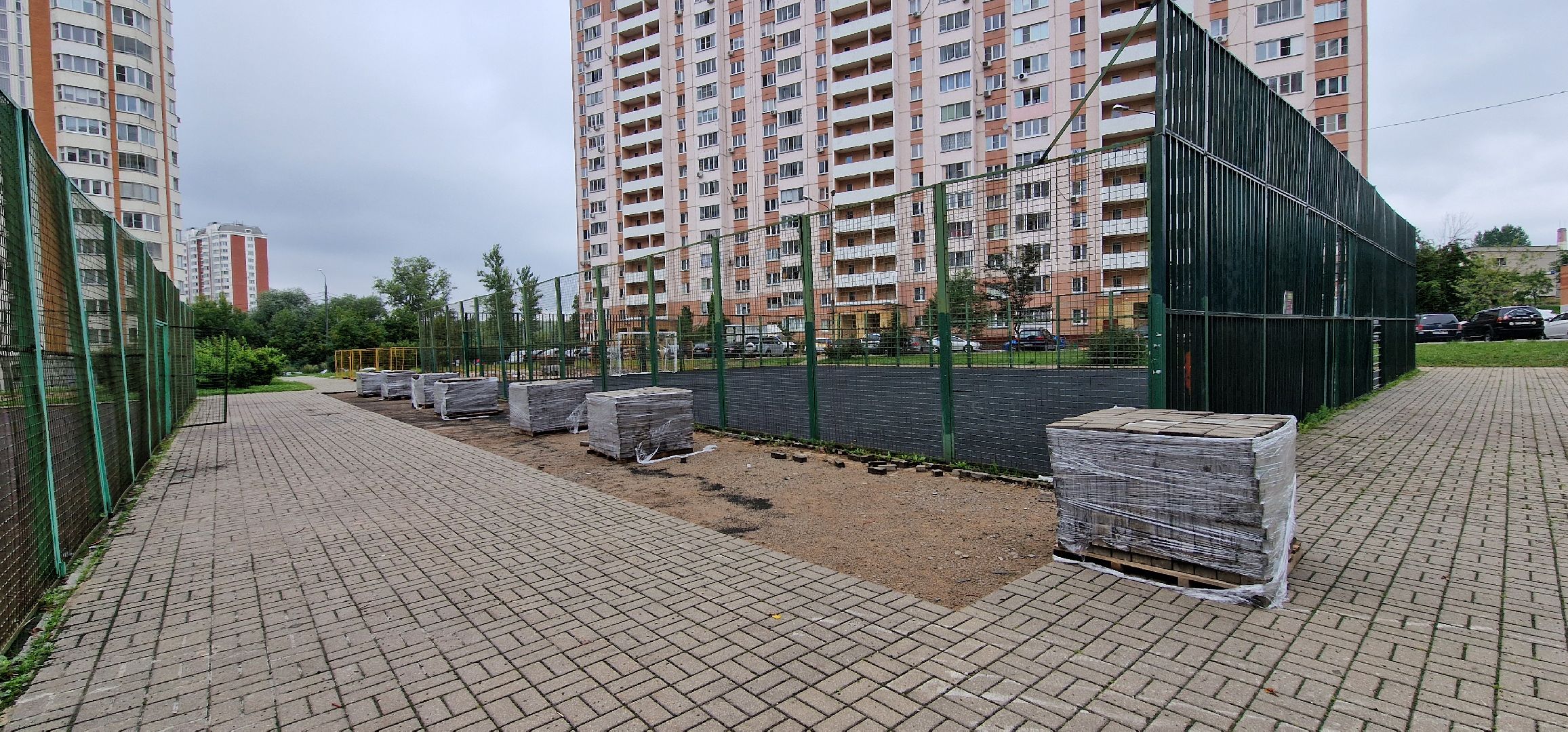 благоустройство, микрорайон кучино, балашиха, новая детская площадка на речной улице,