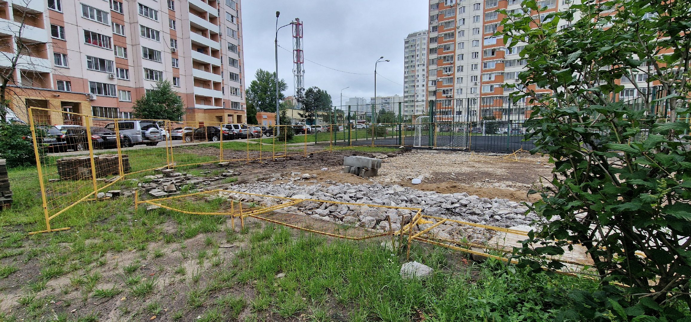 благоустройство, микрорайон кучино, балашиха, новая детская площадка на речной улице,