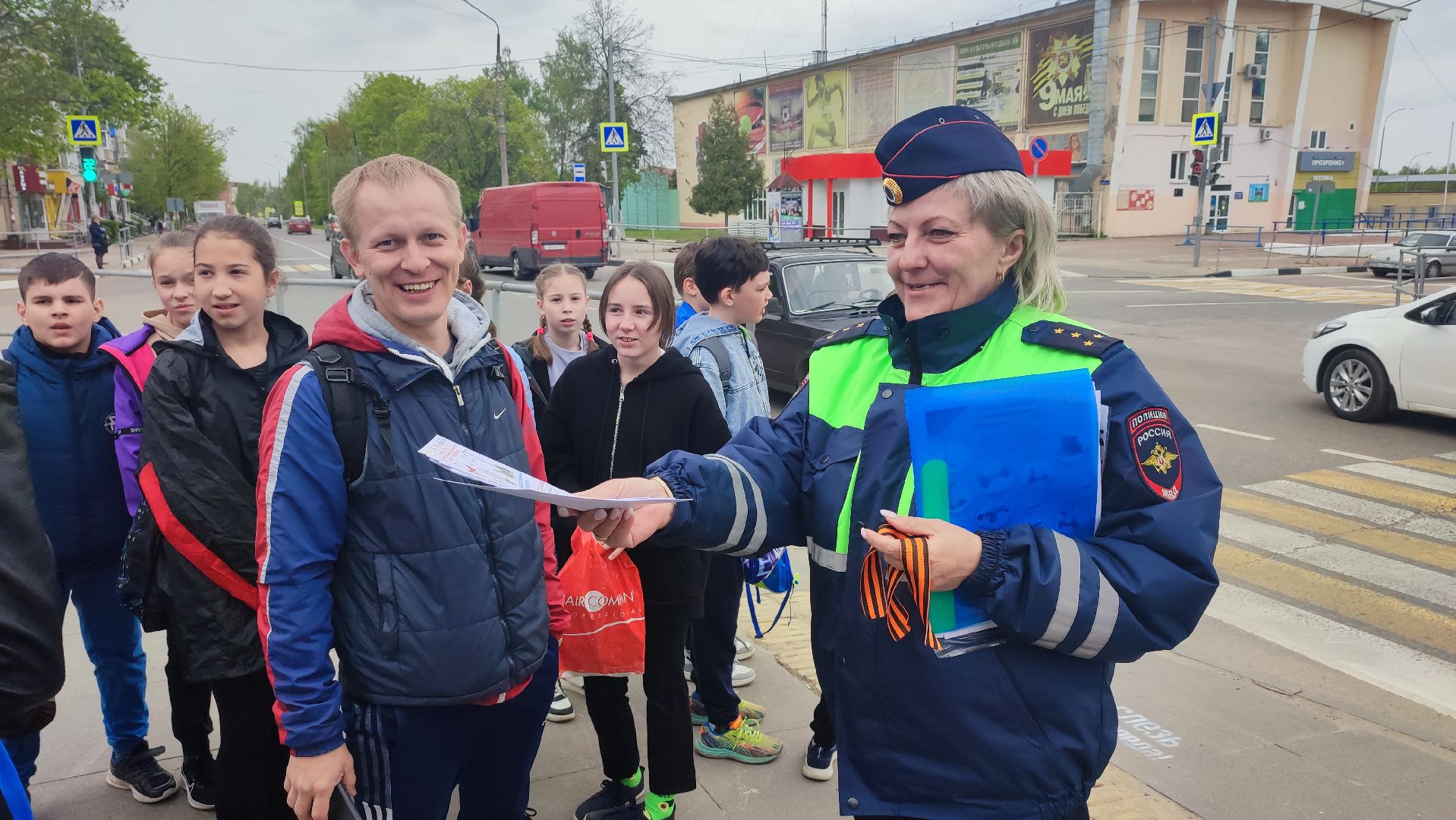 Кашира, День Победы, георгиевская ленточка, волонтеры, молодая гвардия, ГАИ