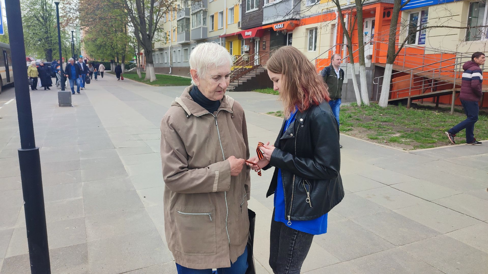 Кашира, День Победы, георгиевская ленточка, волонтеры, молодая гвардия, ГАИ