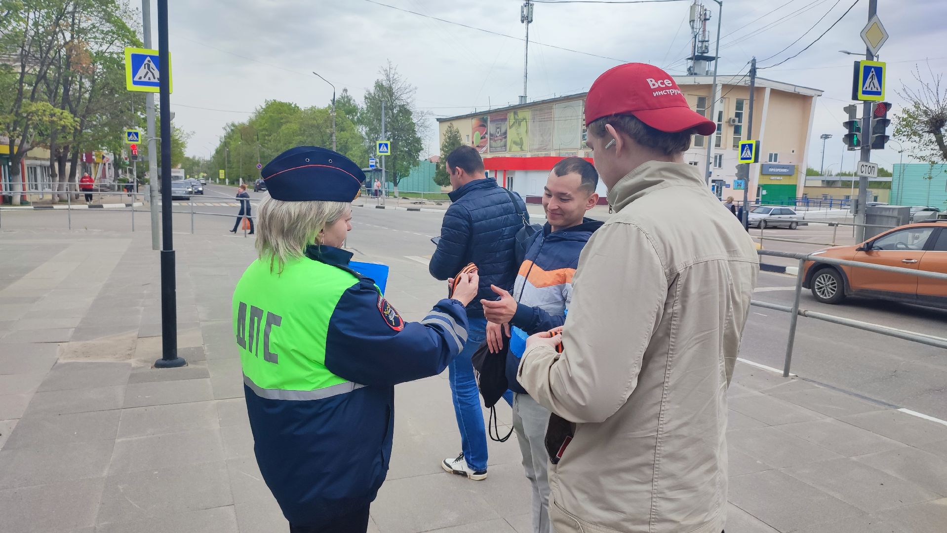 Кашира, День Победы, георгиевская ленточка, волонтеры, молодая гвардия, ГАИ