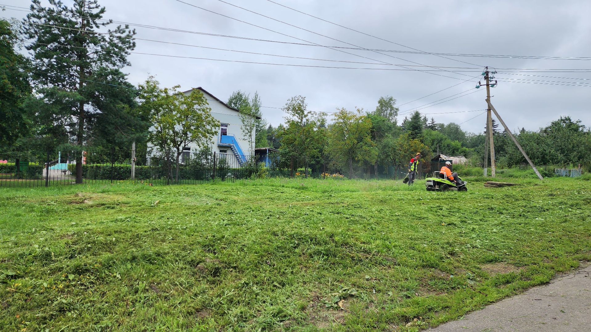 истра, благоустройство, покос травы,