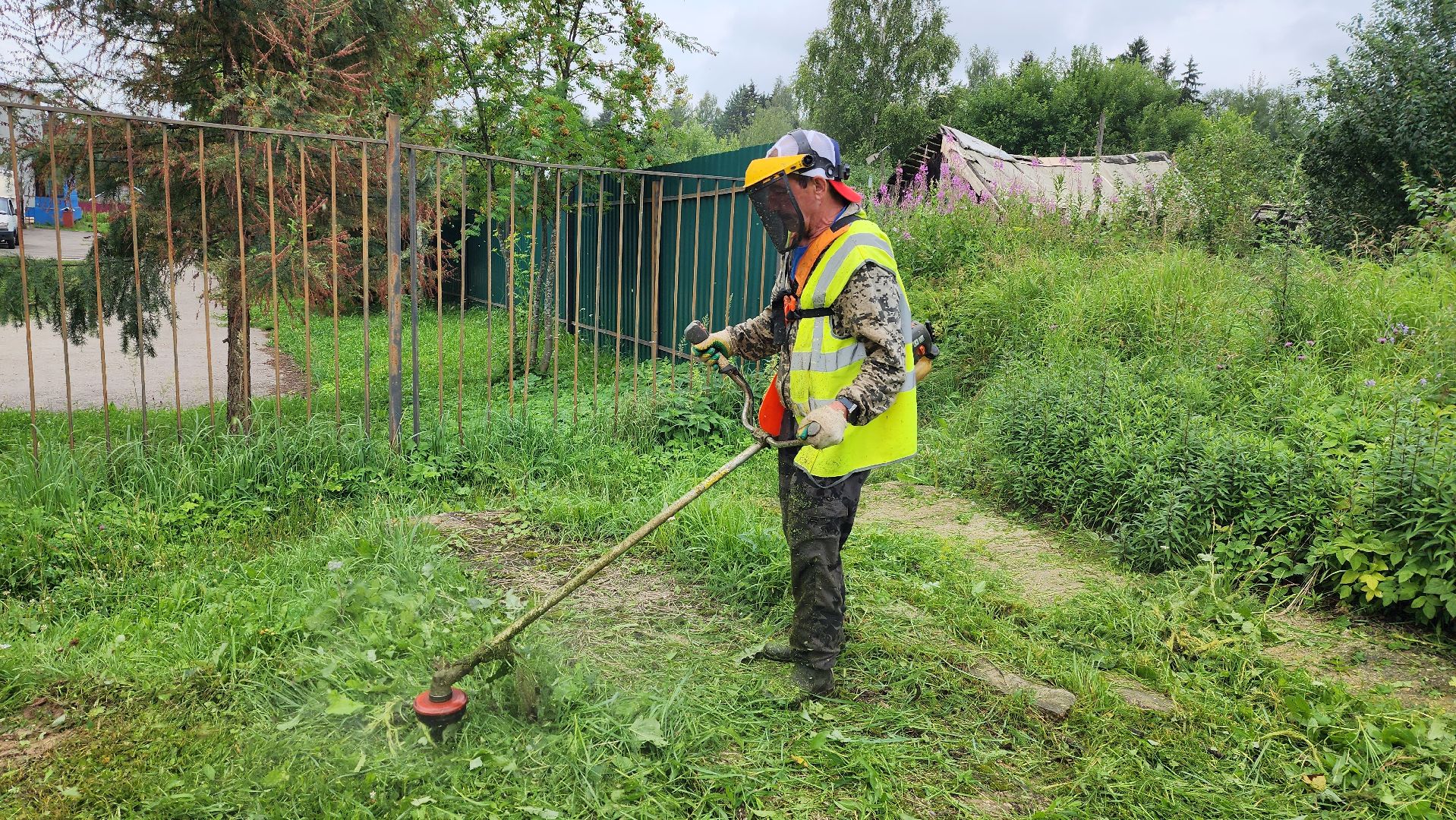 истра, благоустройство, покос травы,
