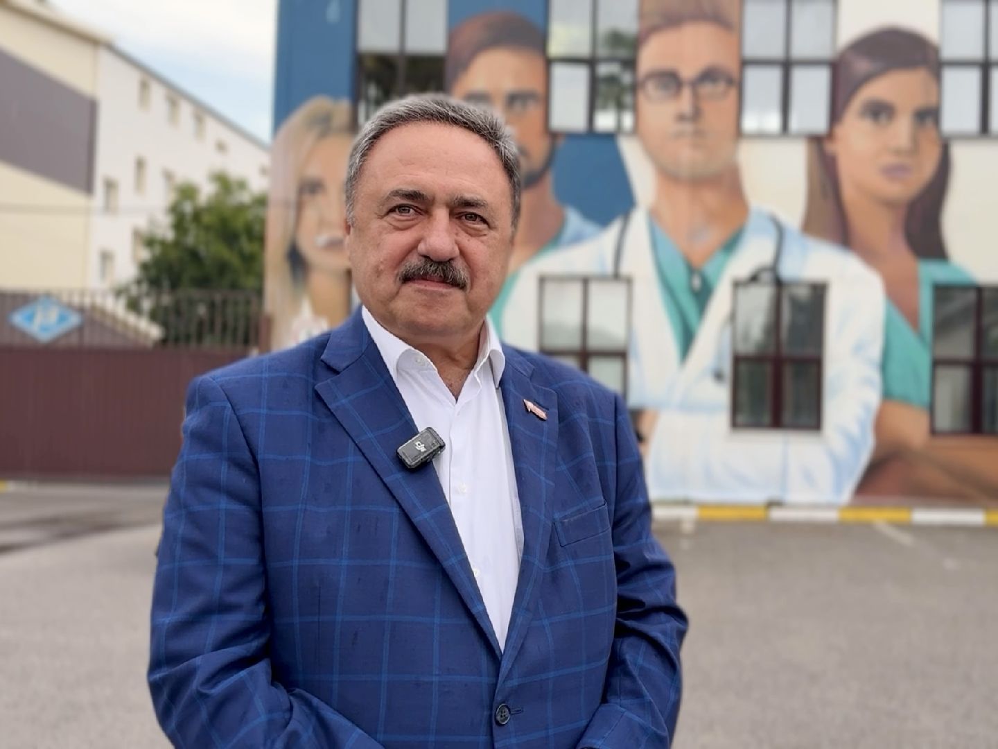 раменское, мурал, врачи,  граффити,