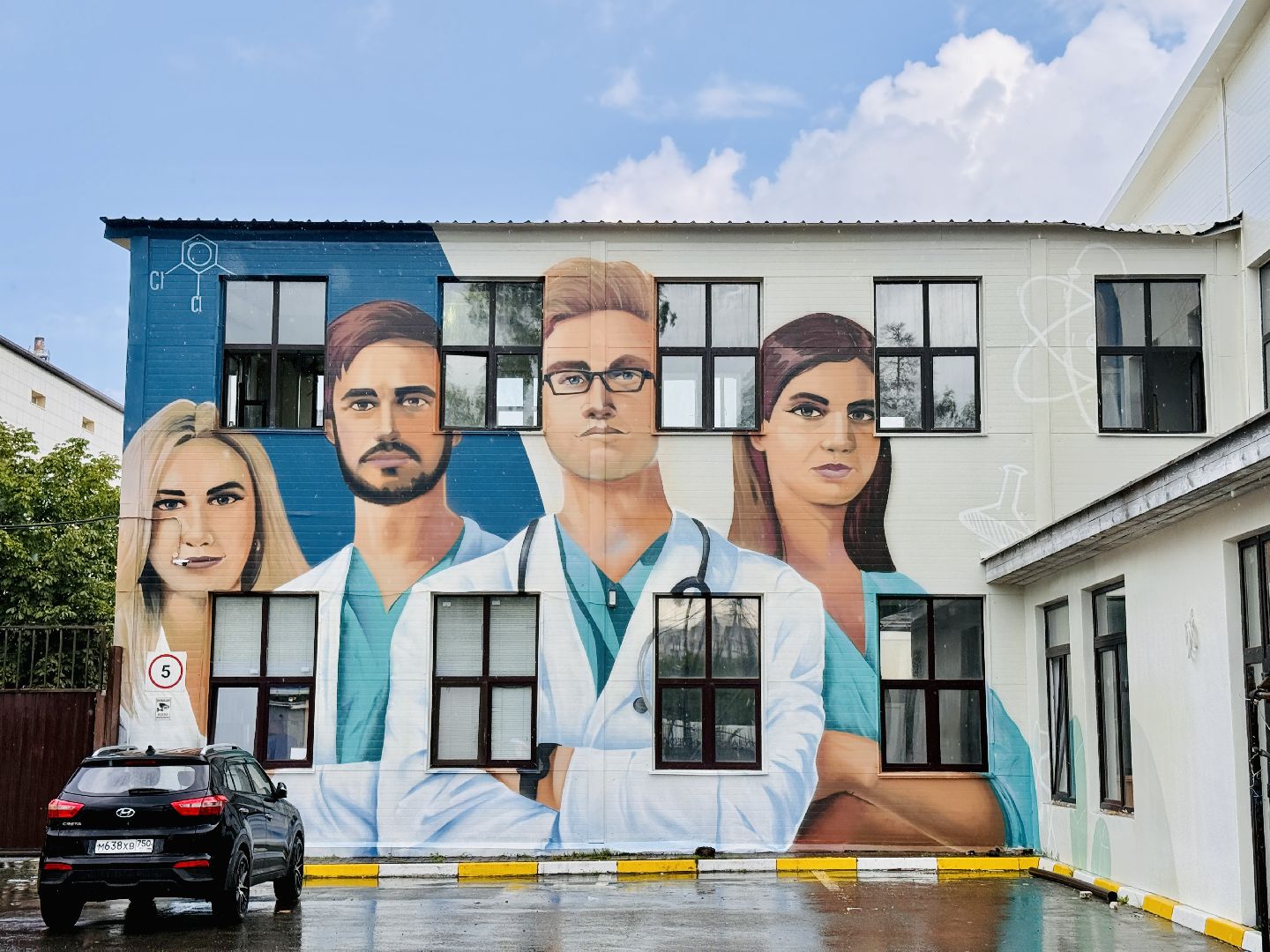 раменское, мурал, врачи,  граффити,