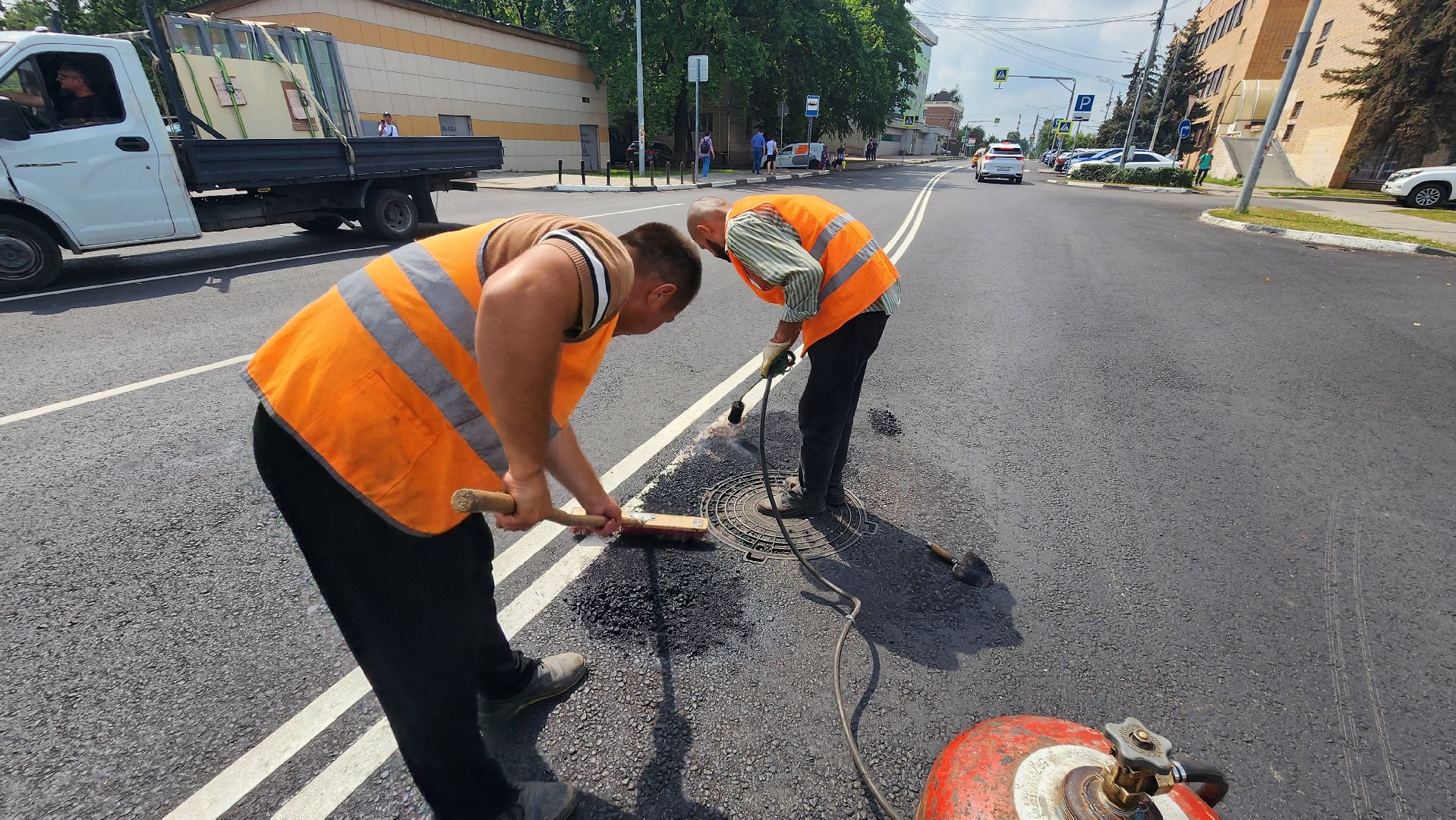 дороги, подмосковье, ремонт, капремонт, дорожная служба, разметка, люк , канализационные колодцы, домодедово,
