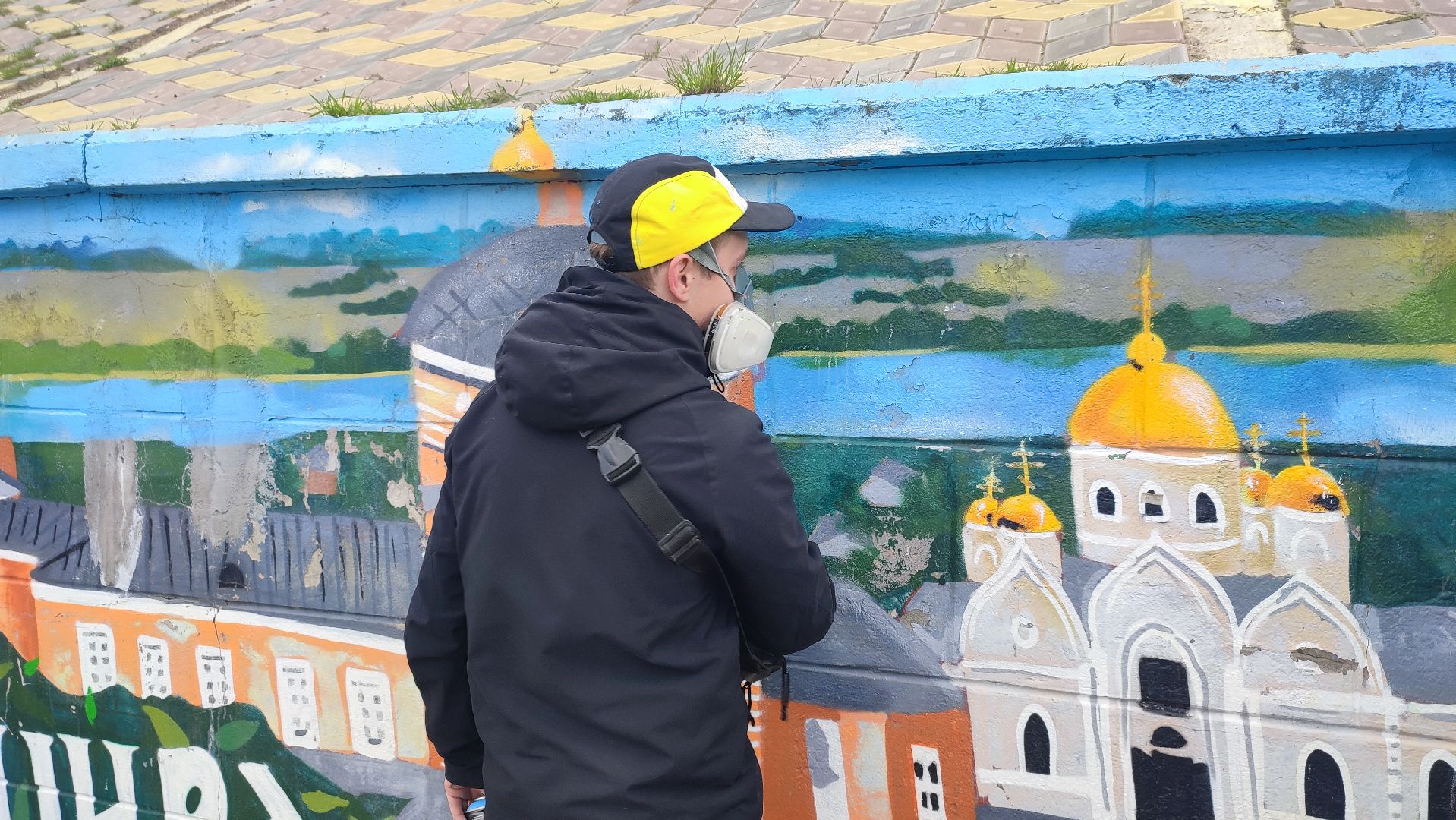 Кашира, 9 мая, георгиевская лента, граффити, стрит-арт, Иван Карамнов