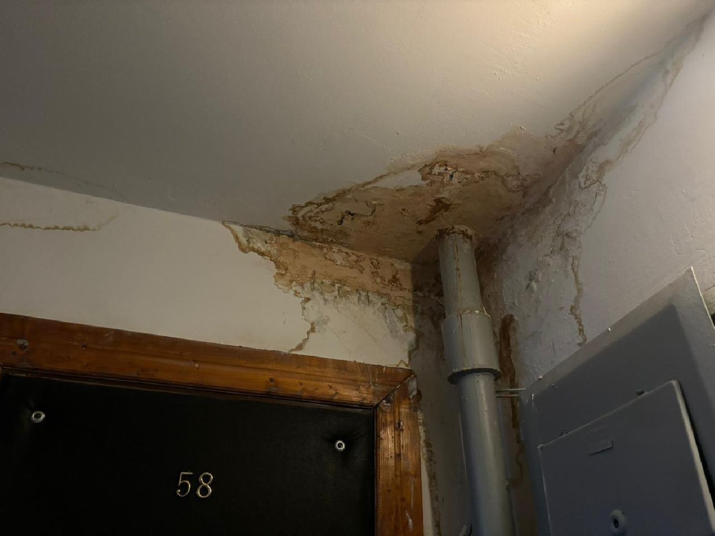 серпухов, поселок большевик, ремонт кровли, ук добрый дом, улица ленина,