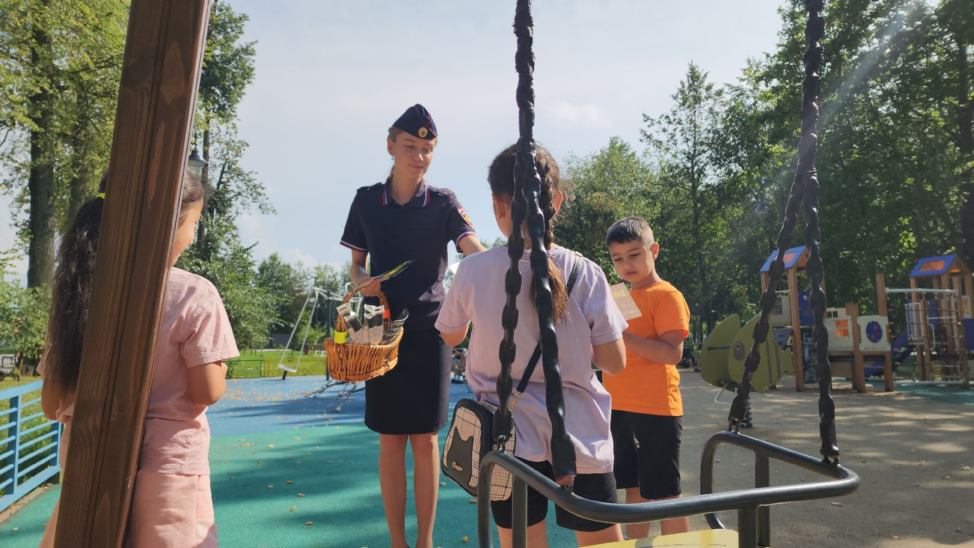 световозвращатели, светоотражающие элементы, Лобня , Госавтоинспекция ,