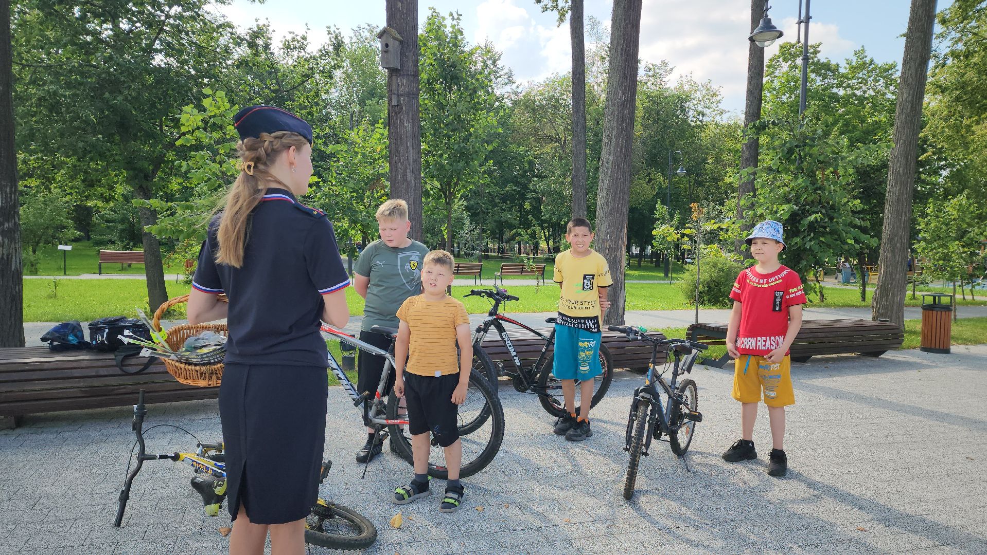 световозвращатели, светоотражающие элементы, Лобня , Госавтоинспекция ,