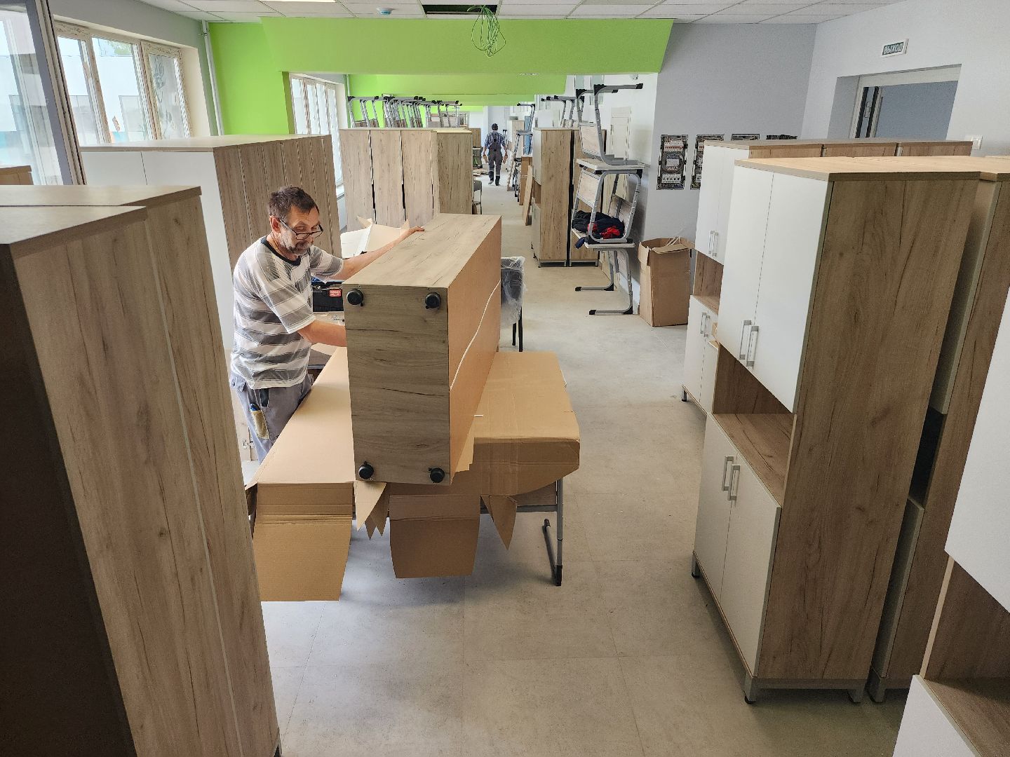 серпухов, школа 2, улица луначарского, капитальный ремонт школы, сборка новой мебели в школе,