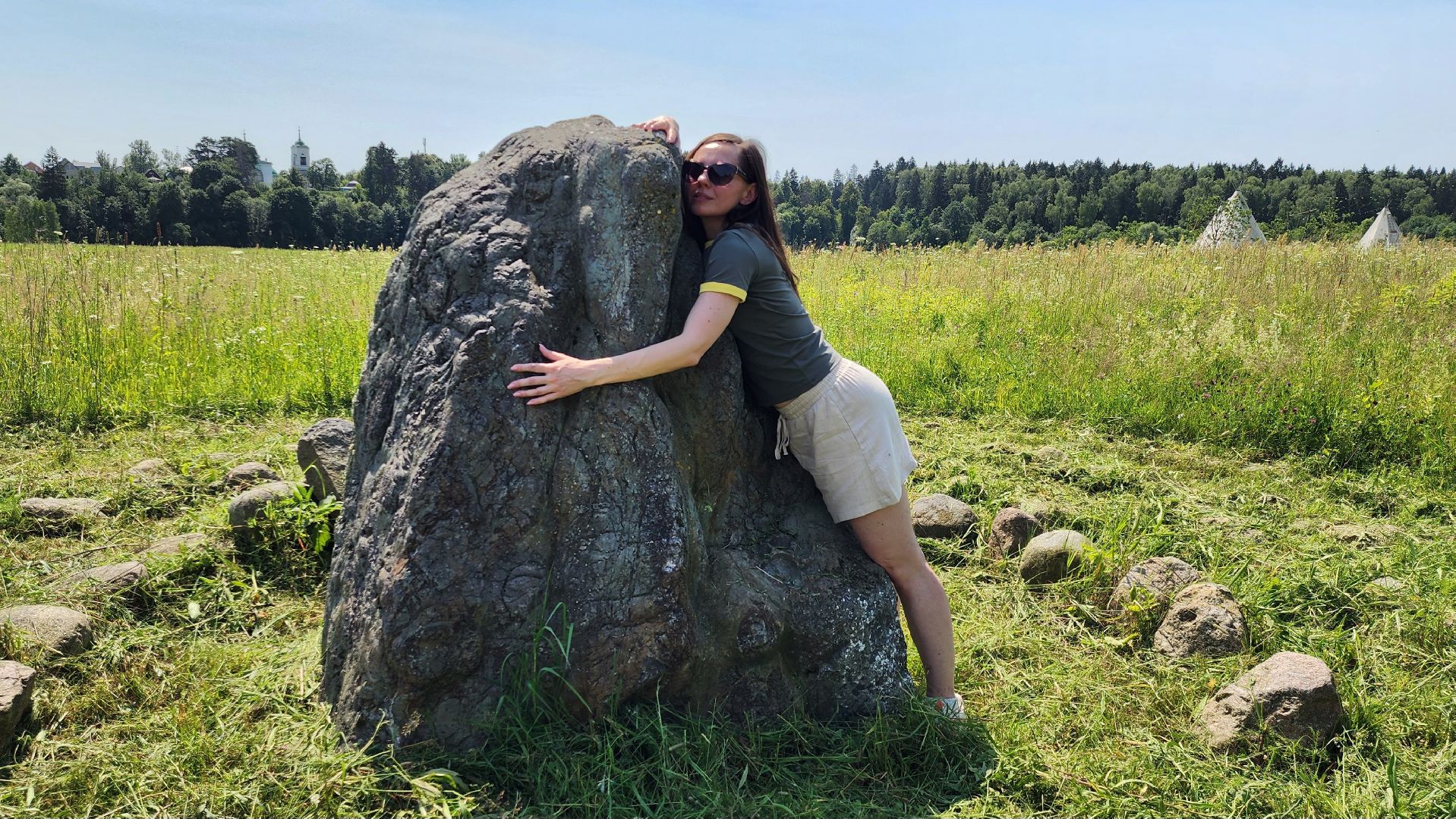 руза, хаски-деревня, рузская аляска, камень желаний,