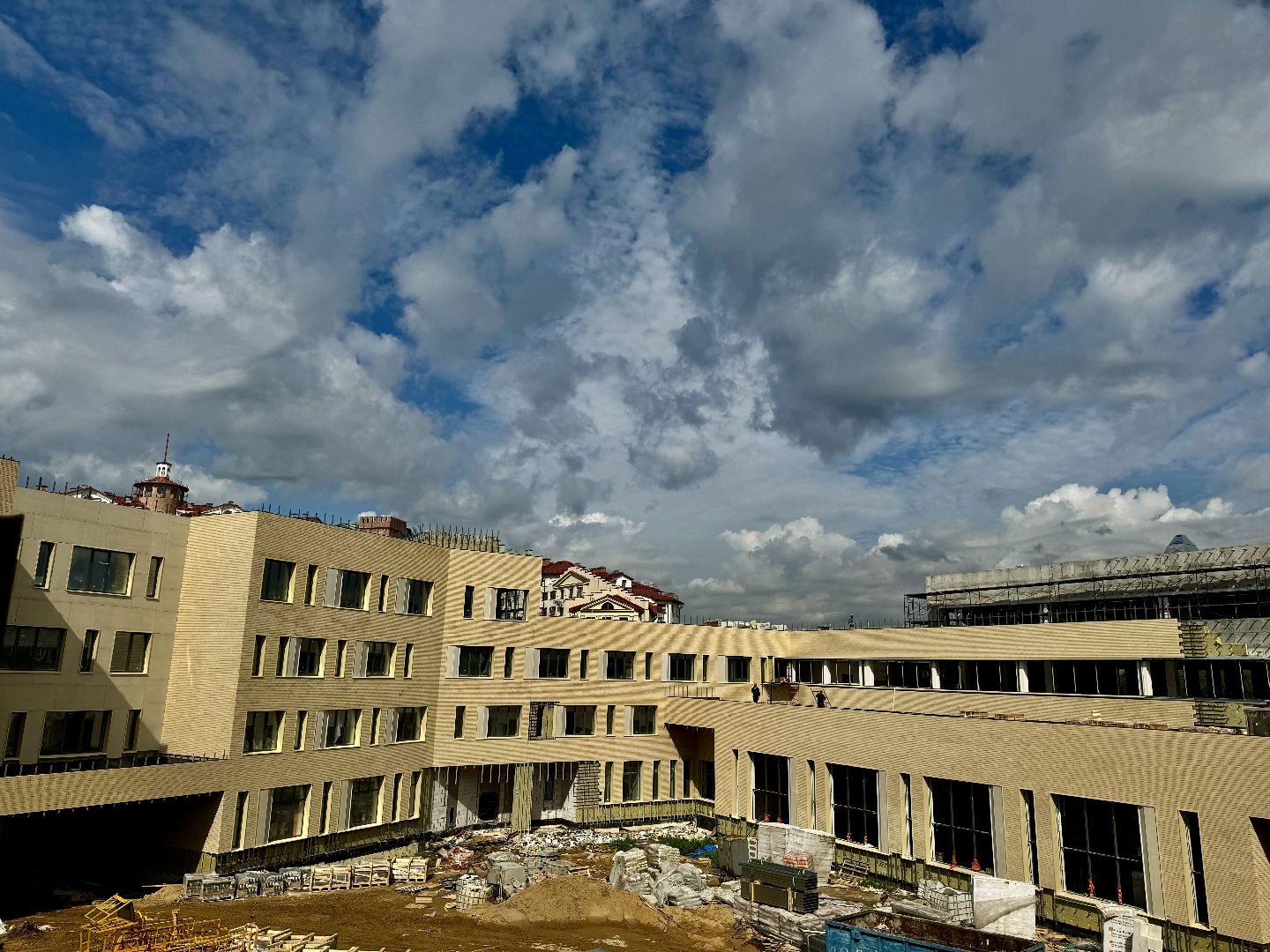 школа на 1350 мест, жк римский, ленинский городской округ, строительство ,