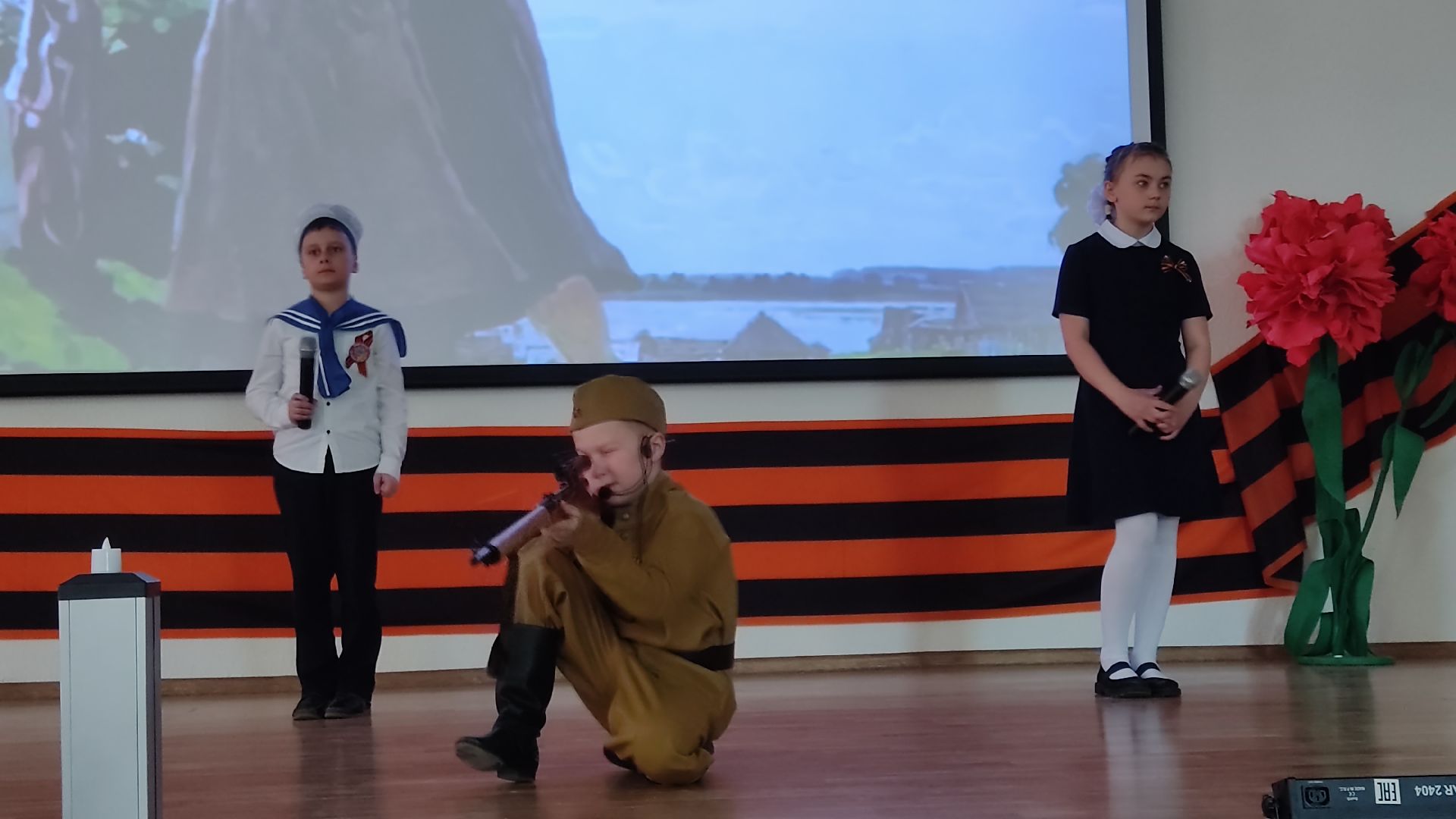 Лобня, культура, школа, День Победы