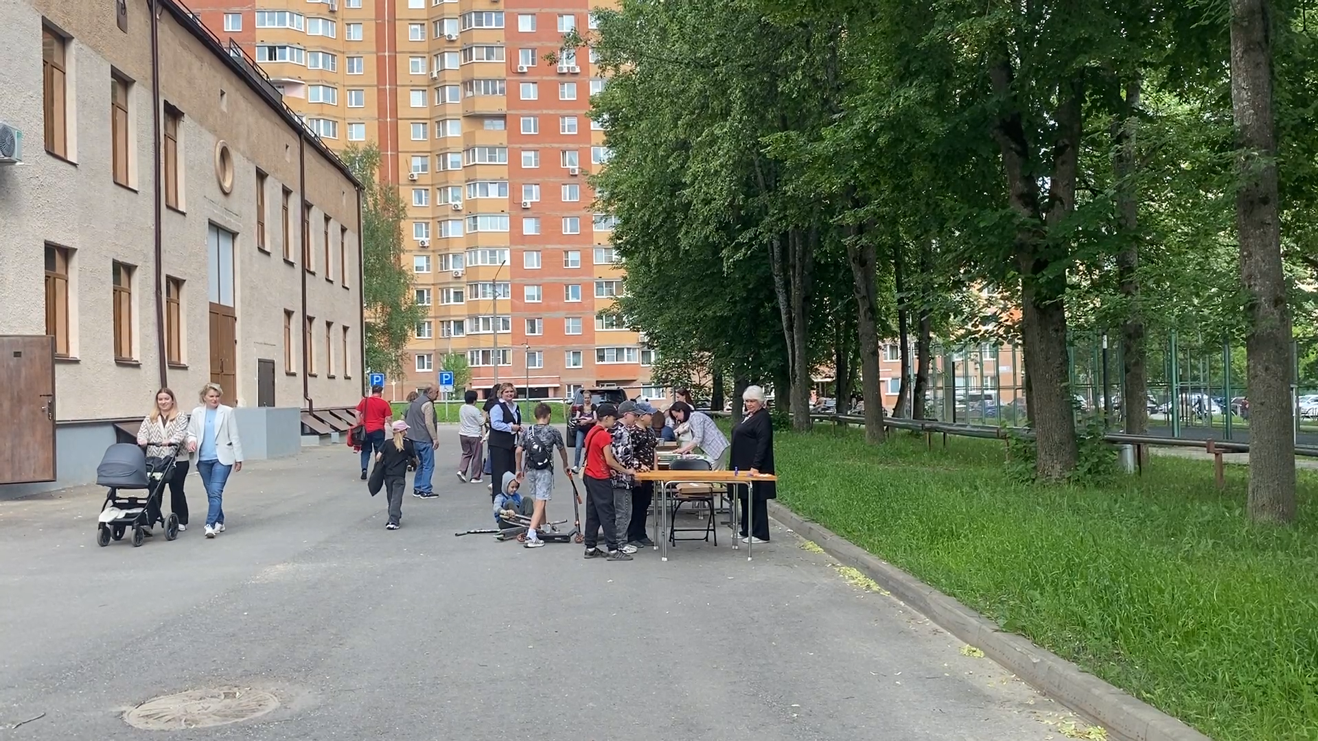 библиотека власиха, летний досуг, площадь дк,  власиха лето, детский досуг,