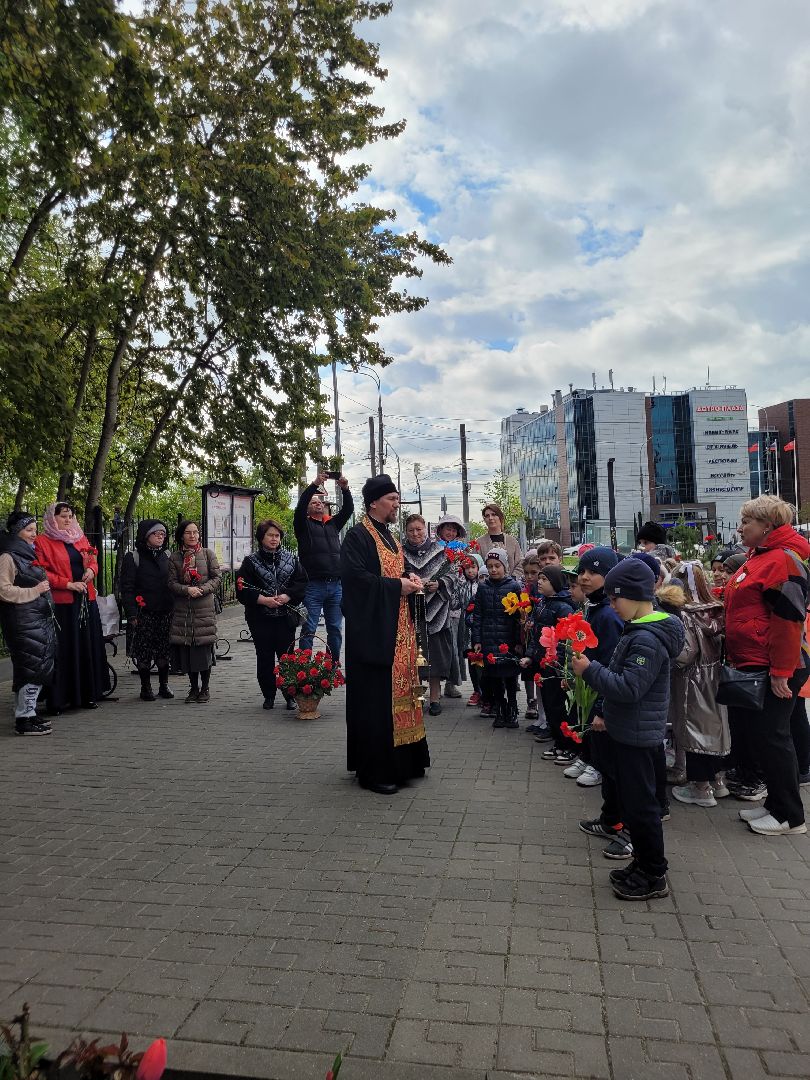 возложение, день победы, дань памяти, ленинский округ, видное, храм,