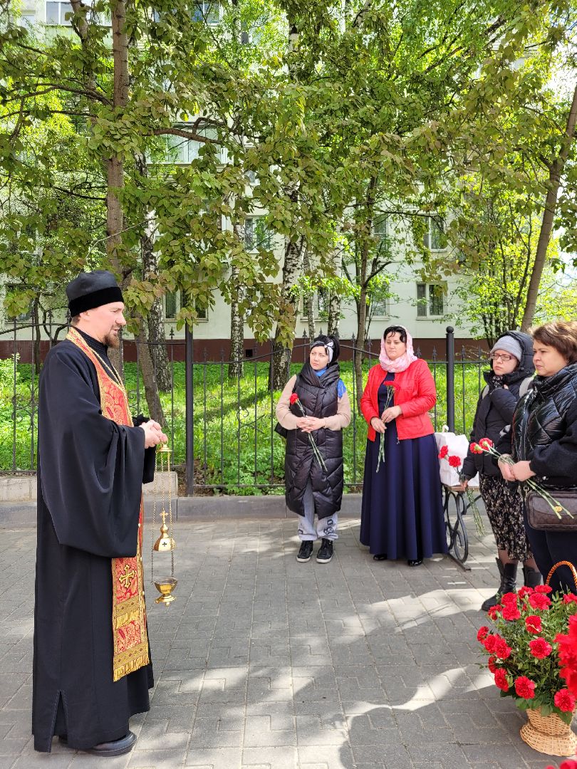 возложение, день победы, дань памяти, ленинский округ, видное, храм,
