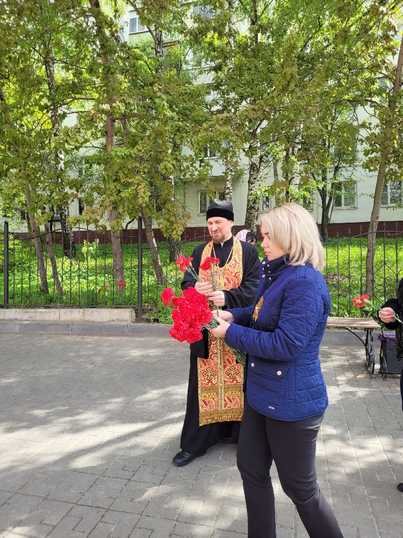 возложение, день победы, дань памяти, ленинский округ, видное, храм,