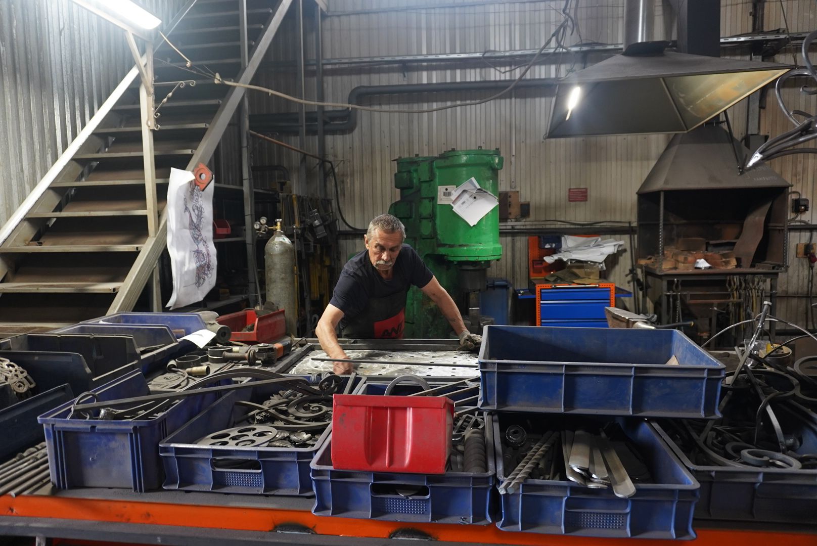 Павловский Посад ,  Экономика , завод,