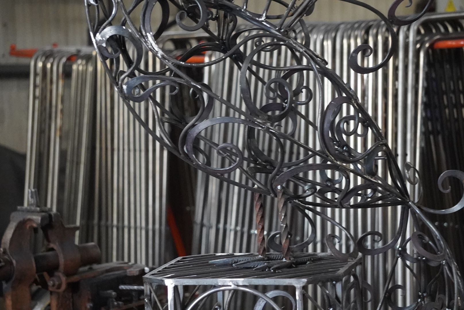 Павловский Посад ,  Экономика , завод,