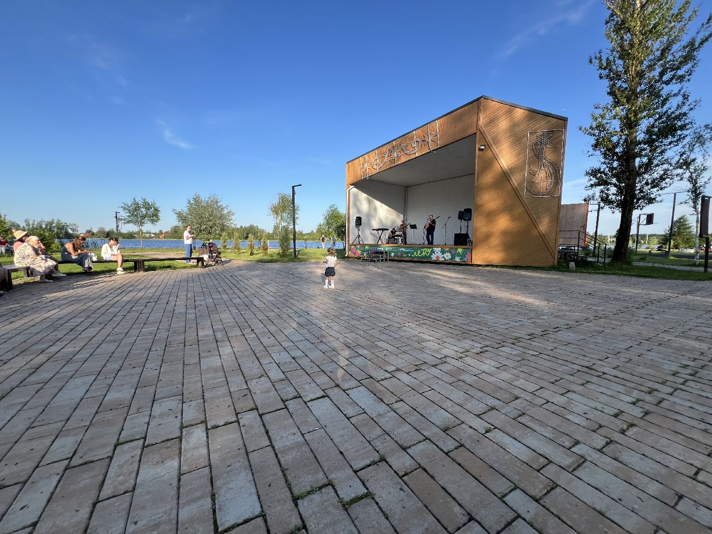 талдомский городской округ, запрудня, Поэт Олег анофриев, Солнечный берег,