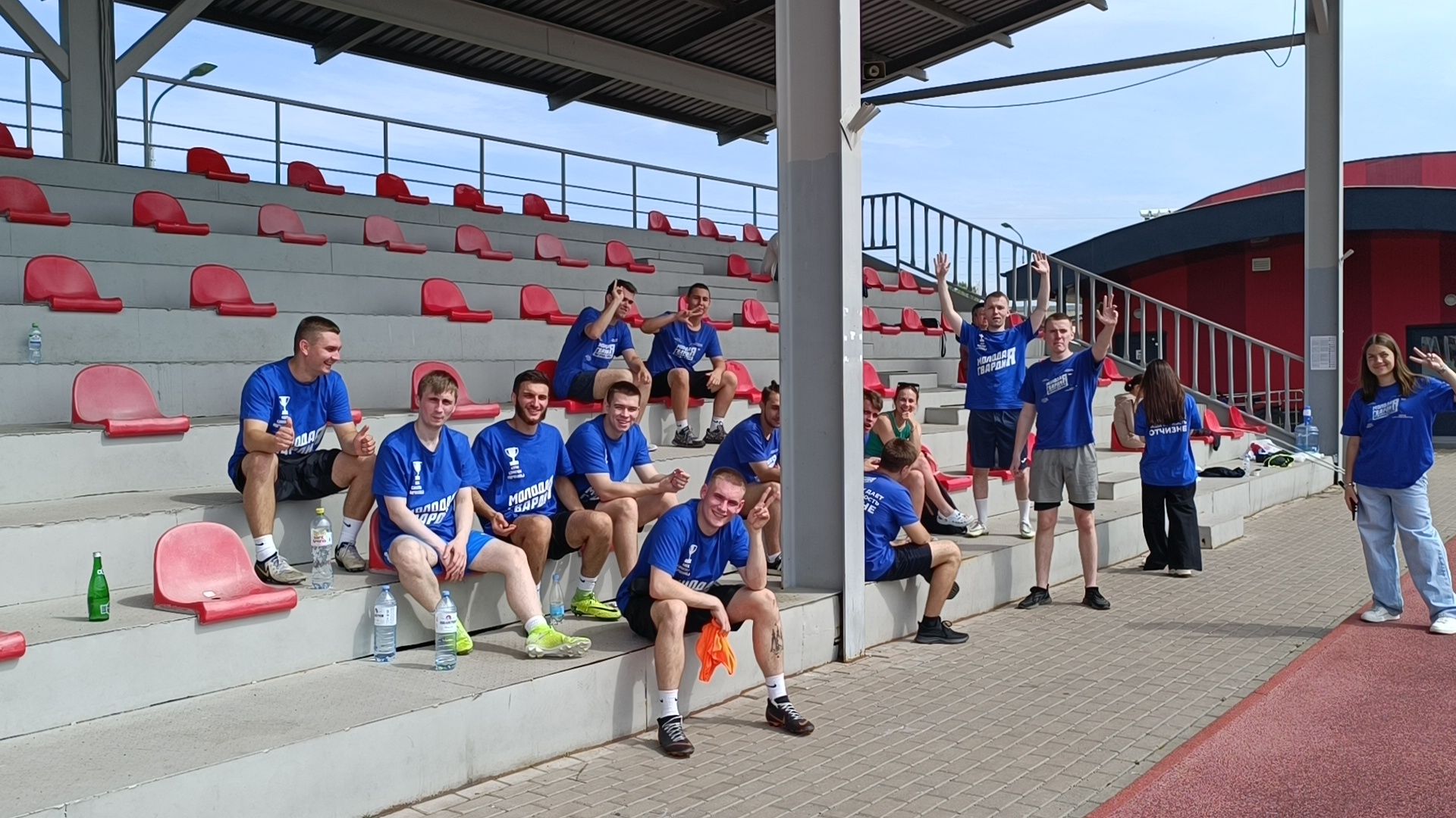 футбол, молодая гвардия, лобня,