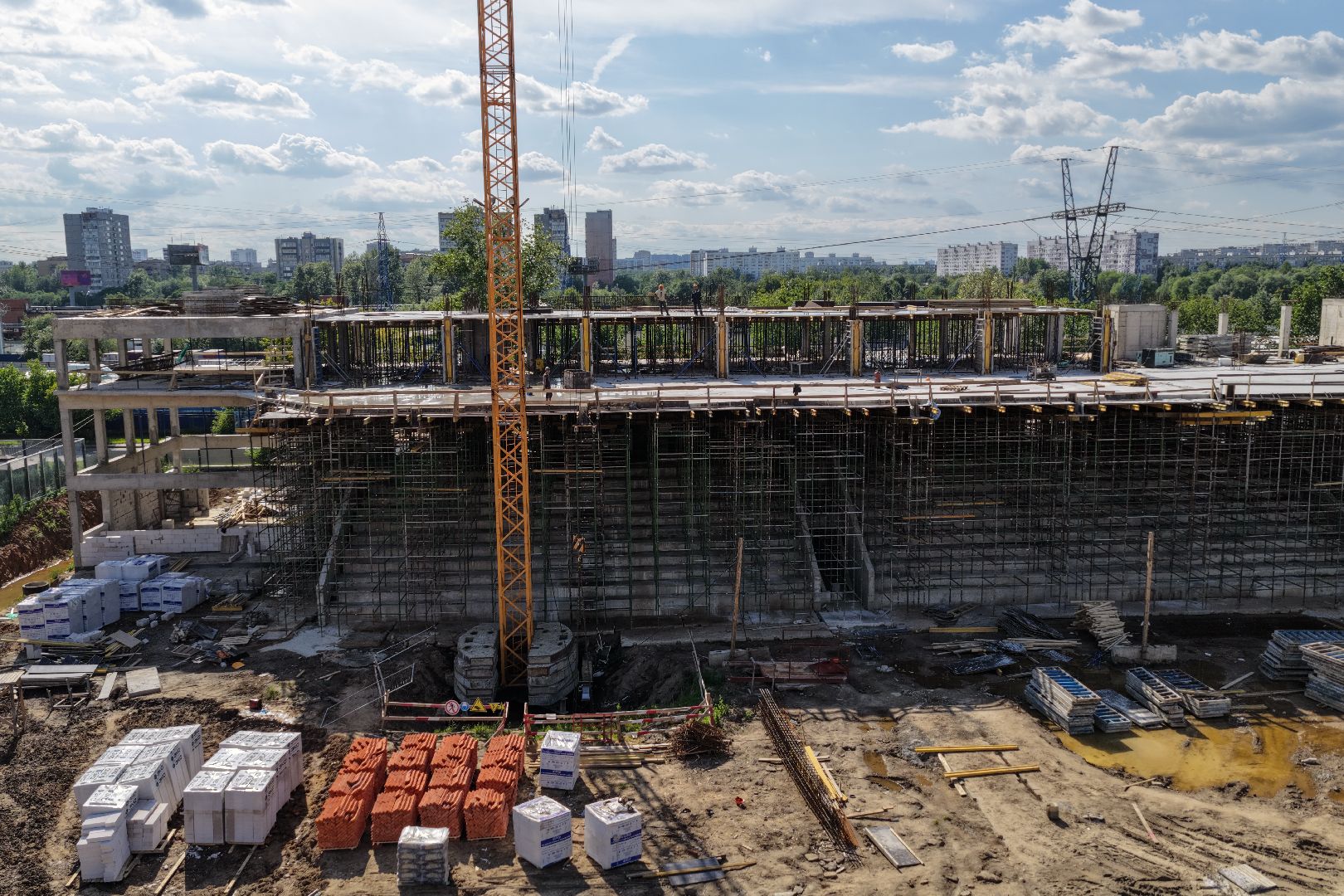 видео с коптера, спорт в реутове, стадион старт, академия вратарского мастерства,