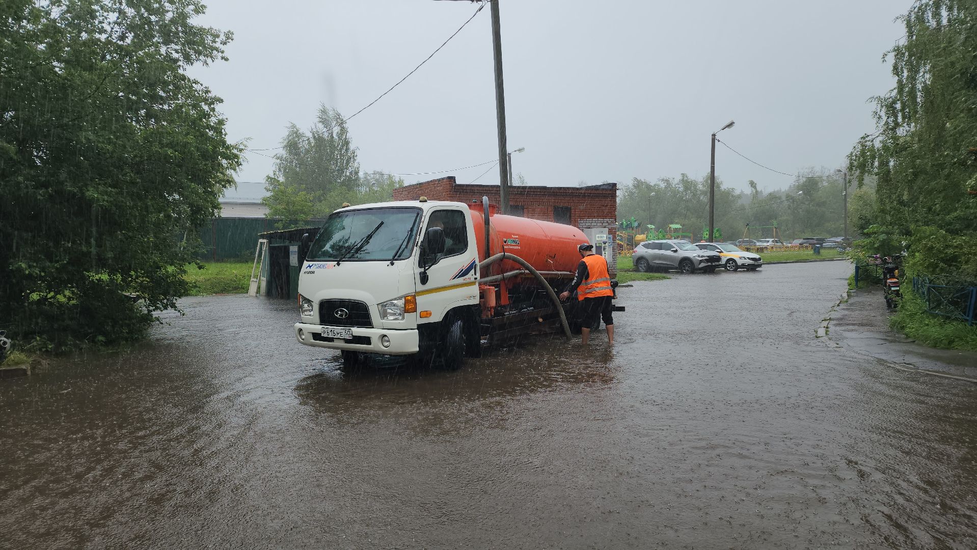 Чп, Ликвидация подтоплений , Ливень, дождь, Циклон, Лобня,
