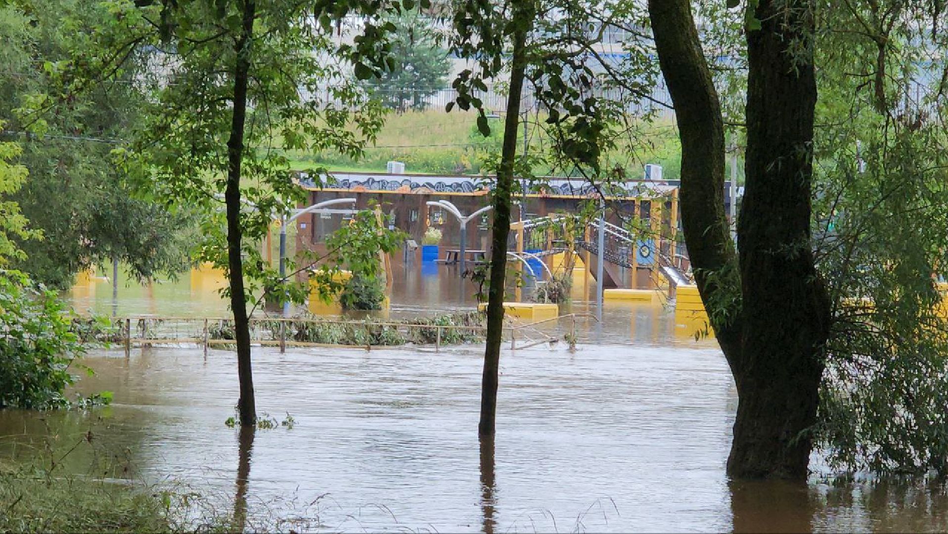 Истра, Парк, Река, Осадки ,