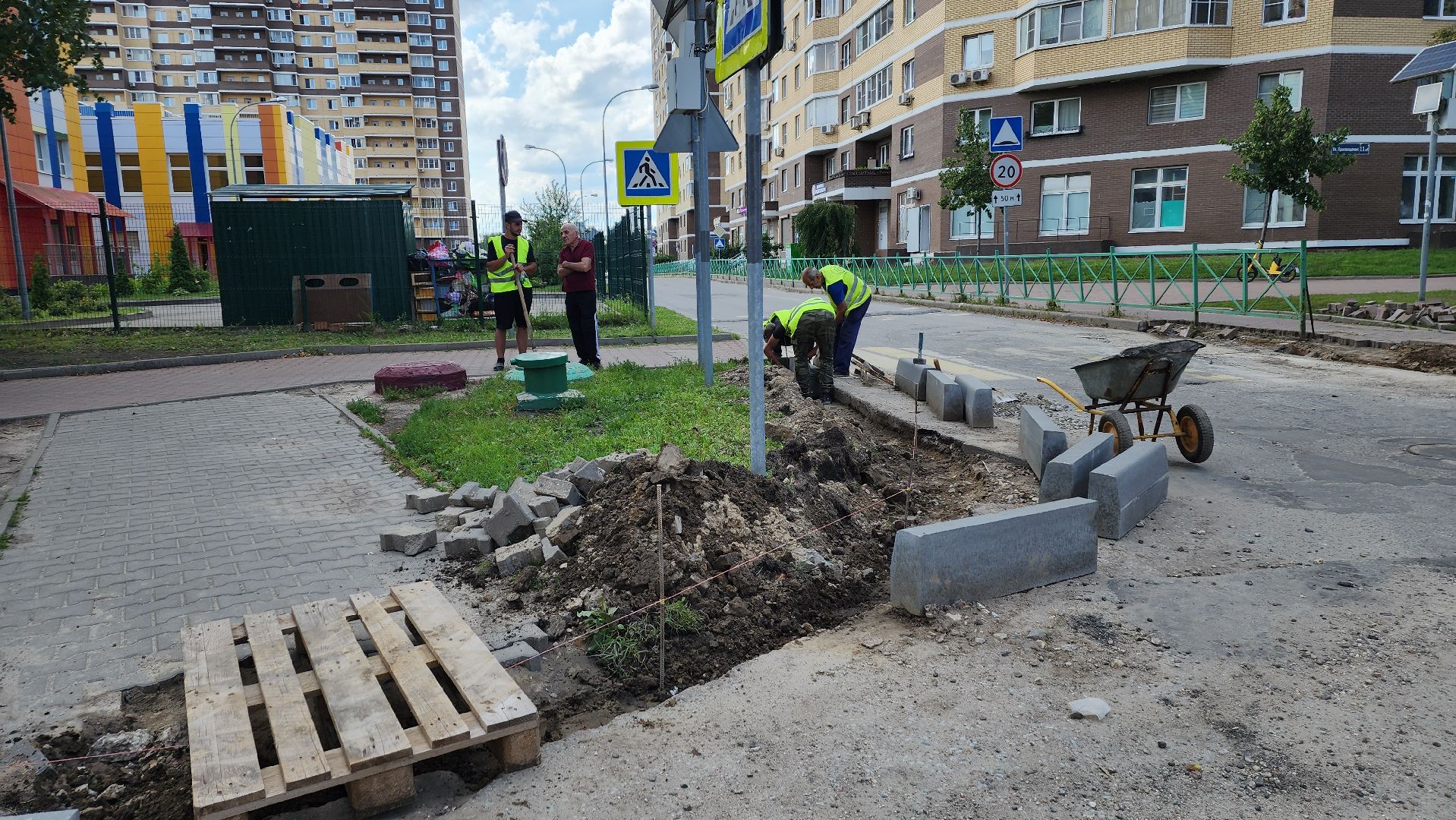 вертикалки, пушкино, новое пушкино,дорожный ремонт, ремонт асфальтового покрытия, бордюры, переход, подрядная организация,программа губернатора мо, президентские проекты,ремонт дороги,