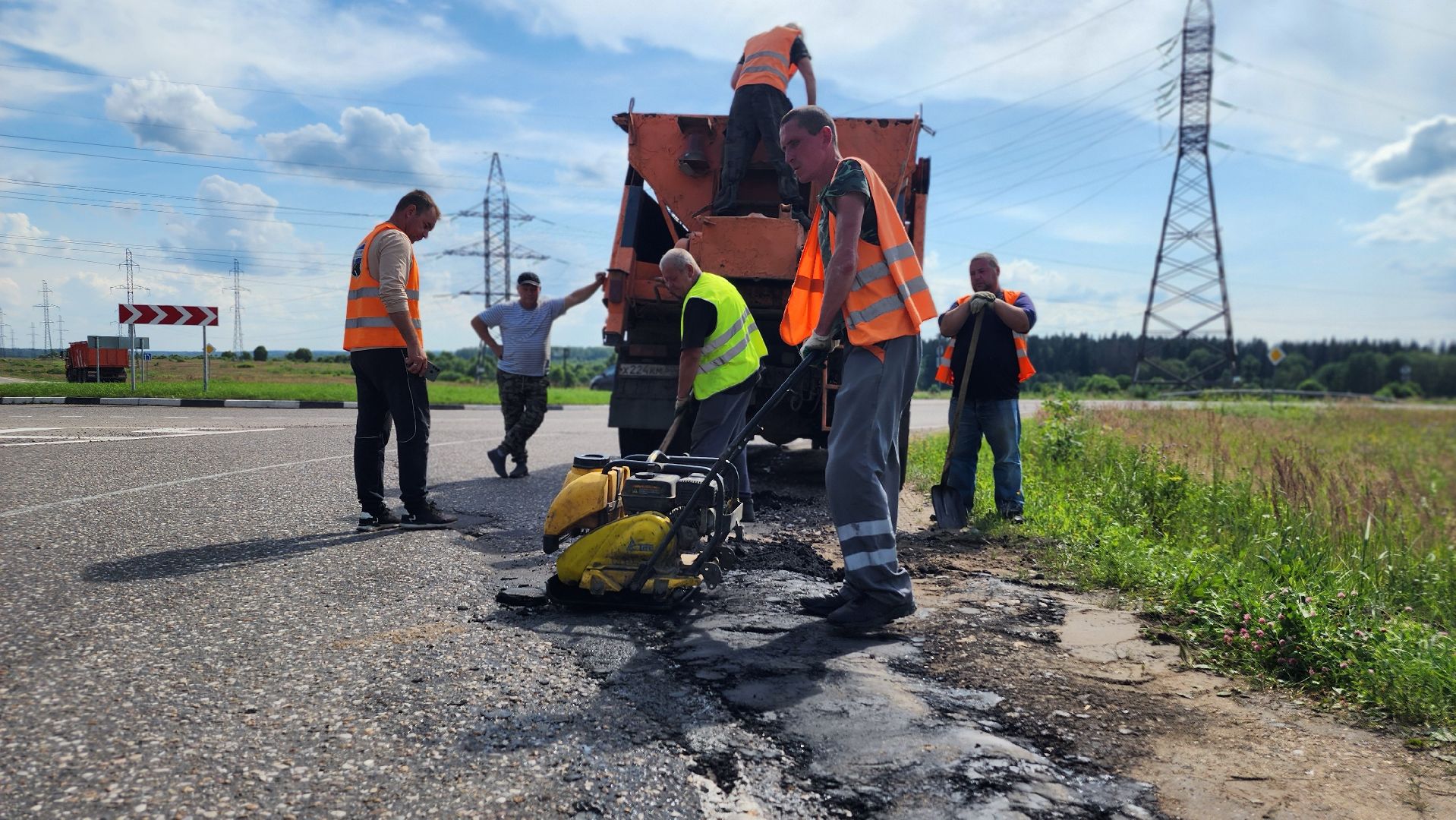 волоколамск, ремонт дорог, ямочный ремон,