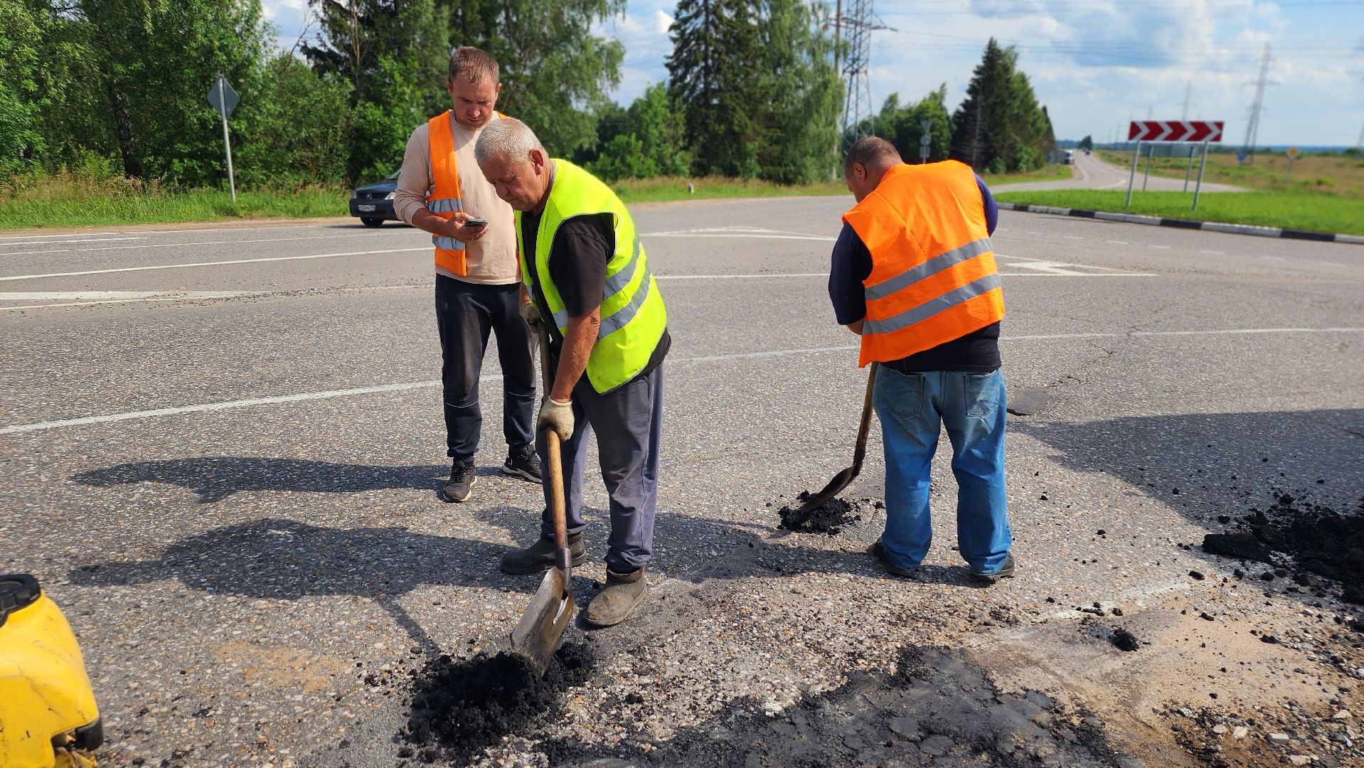 волоколамск, ремонт дорог, ямочный ремон,