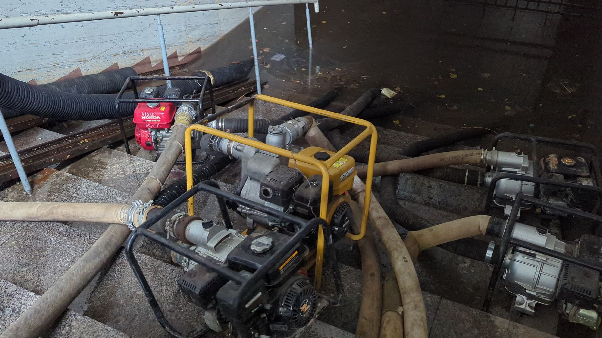 чп, красногорск, павшино, подземный пешеходный переход, мцд павшино, наводнение,