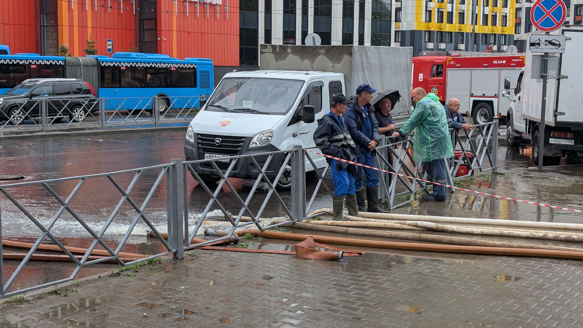 чп, красногорск, павшино, подземный пешеходный переход, мцд павшино, наводнение,