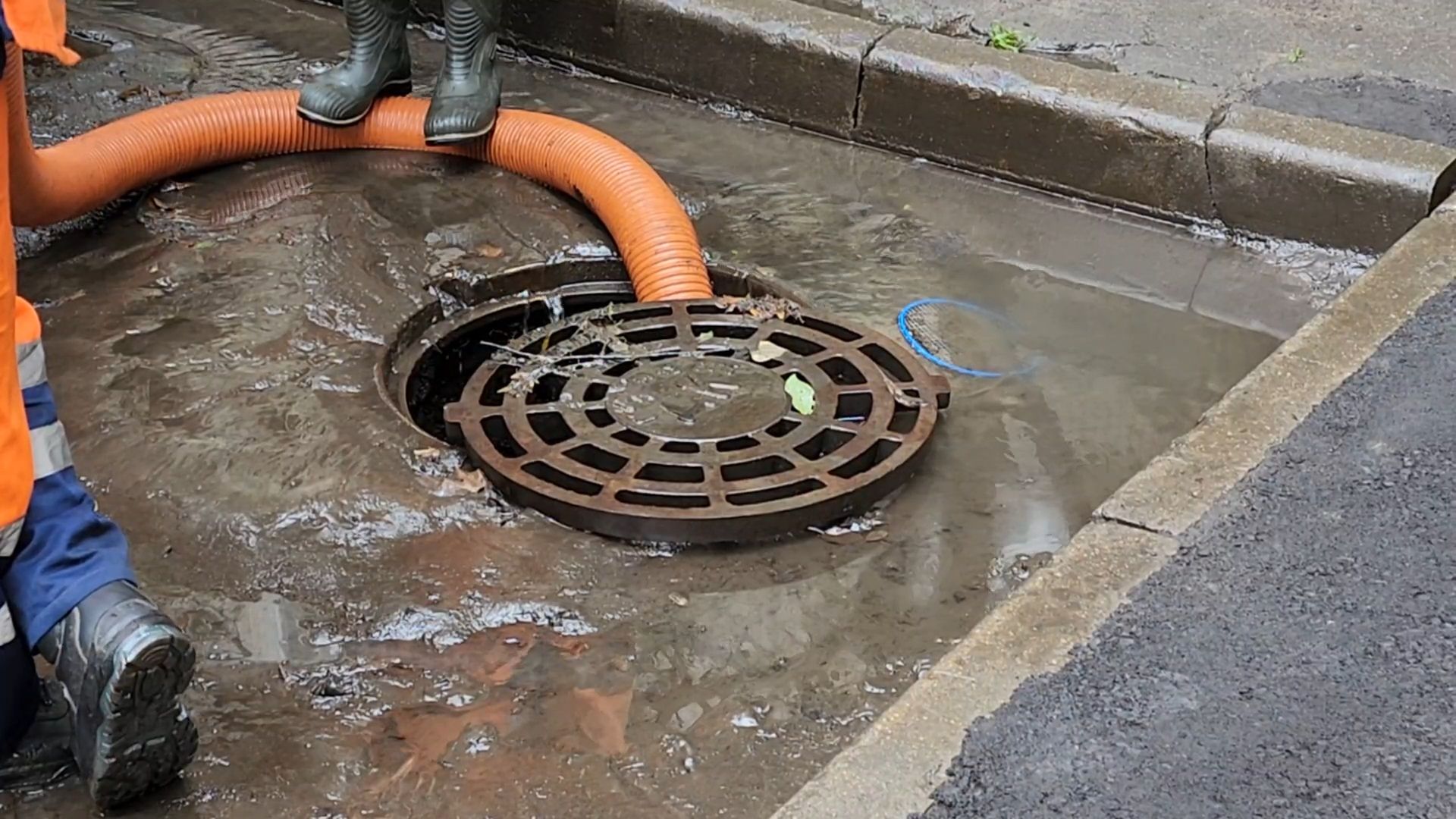 чп, подтопление, подтопление территории, мытищи,